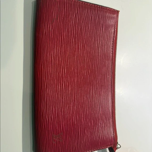Louis Vuitton red epi leather pouchette - Picture 3 of 11
